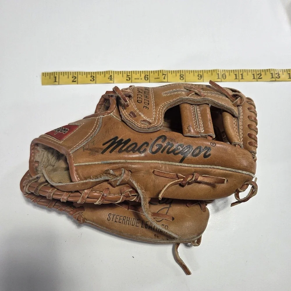 Youth MacGregor K2379 Ron Cey Pro Mag Right Hand Throw Baseball Glove 11.5